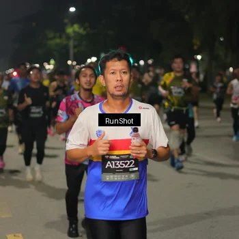 Runner Photo 7061755