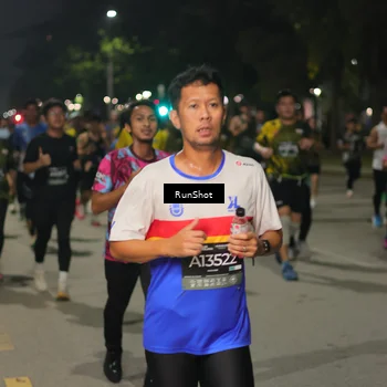 Runner Photo 7061758