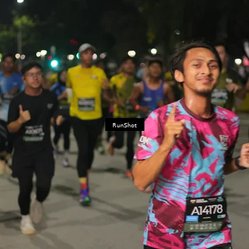 Runner Photo 7061767