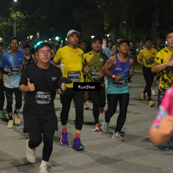 Runner Photo 7061769
