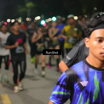 Runner Photo 7061797