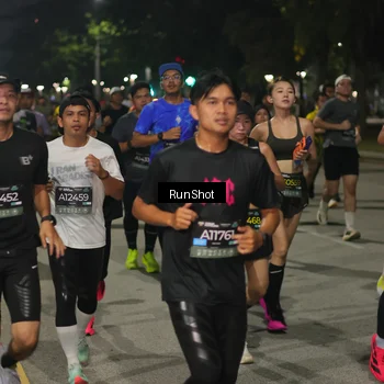 Runner Photo 7061801