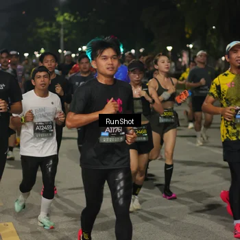 Runner Photo 7061803