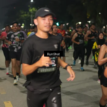 Runner Photo 7061813