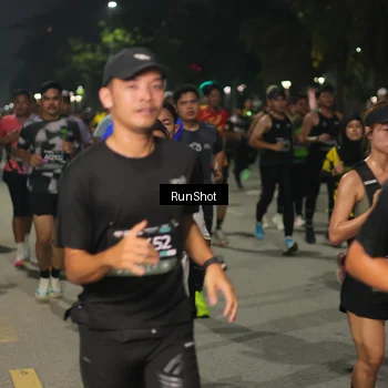 Runner Photo 7061816