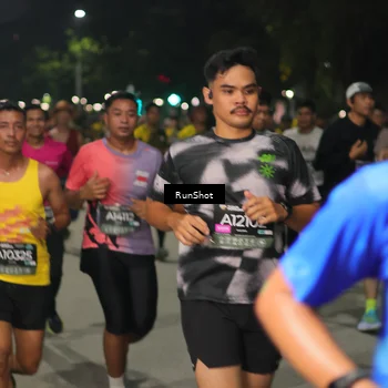Runner Photo 7061824