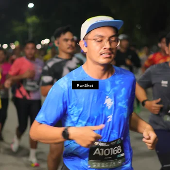 Runner Photo 7061828