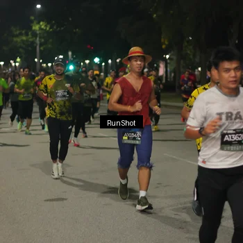 Runner Photo 7061849