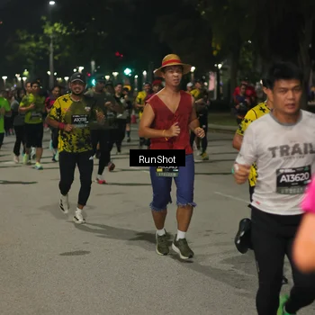 Runner Photo 7061853