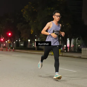 Runner Photo 7061876