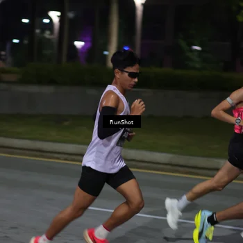 Runner Photo 7061948