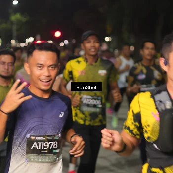 Runner Photo 7061955