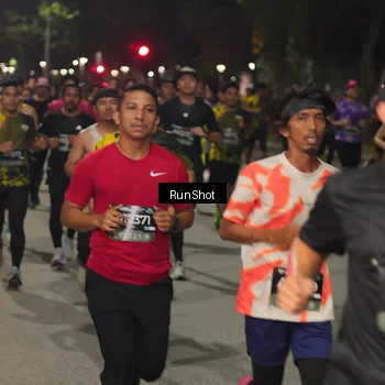 Runner Photo 7061973