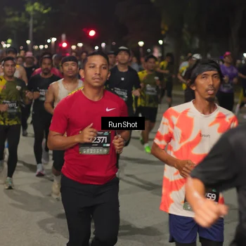 Runner Photo 7061975