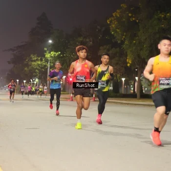 Runner Photo 7062034