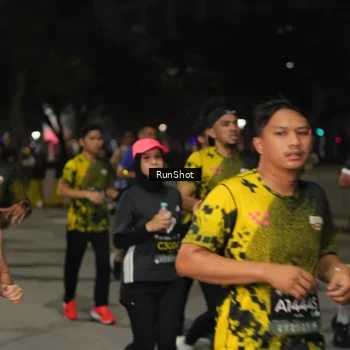 Runner Photo 7062035