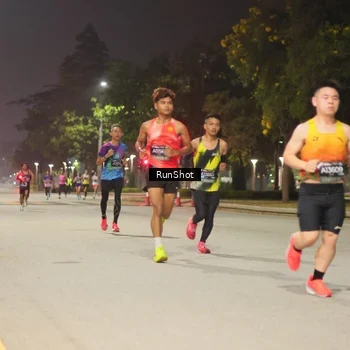 Runner Photo 7062038