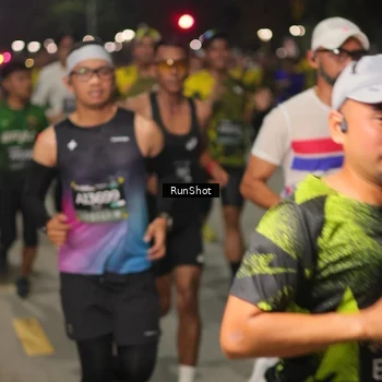 Runner Photo 7062039