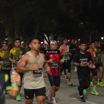 Runner Photo 7062047