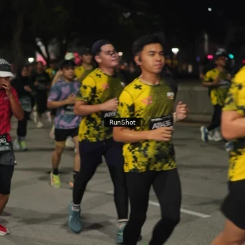 Runner Photo 7062051