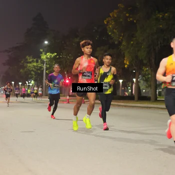 Runner Photo 7062053