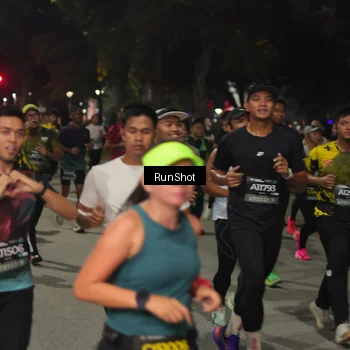 Runner Photo 7062055