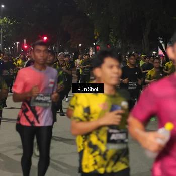 Runner Photo 7062073