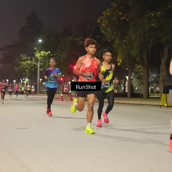 Runner Photo 7062080