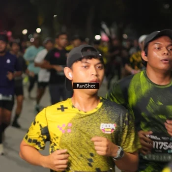 Runner Photo 7062095