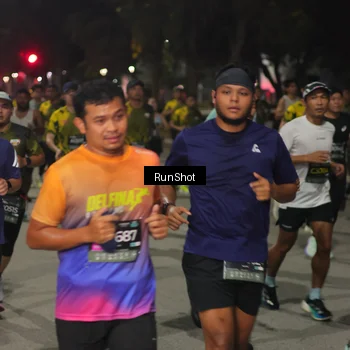Runner Photo 7062105