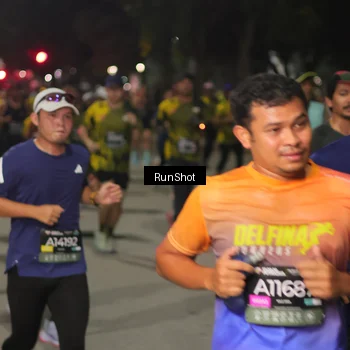 Runner Photo 7062106