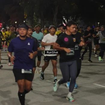 Runner Photo 7062111