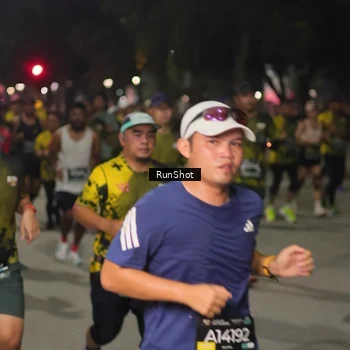 Runner Photo 7062112