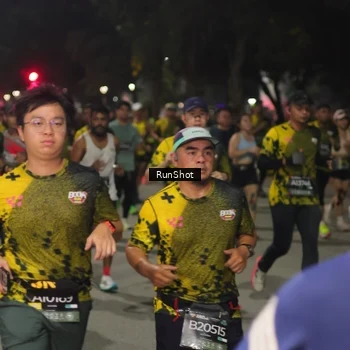 Runner Photo 7062117