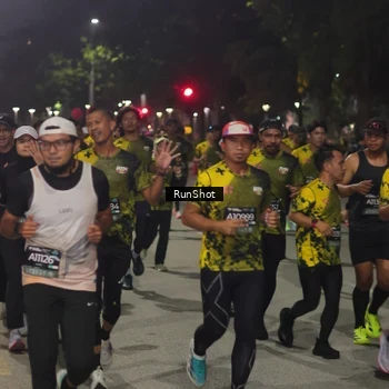 Runner Photo 7062136