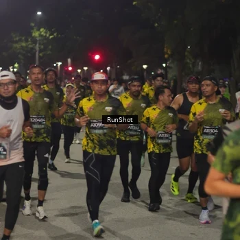 Runner Photo 7062143
