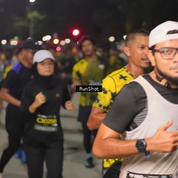 Runner Photo 7062149