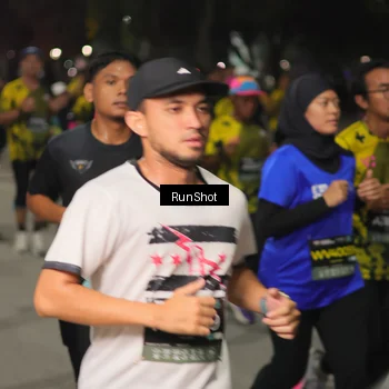 Runner Photo 7062182