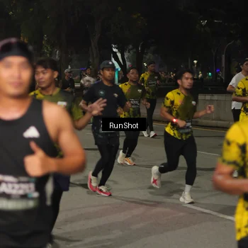 Runner Photo 7062210