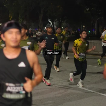 Runner Photo 7062211