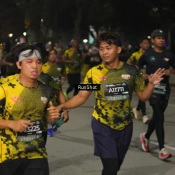 Runner Photo 7062218