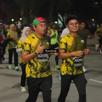 Runner Photo 7062247