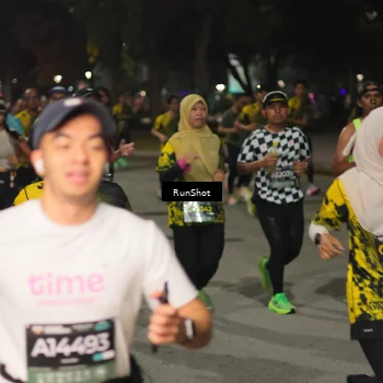 Runner Photo 7062258