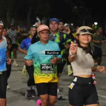 Runner Photo 7062282