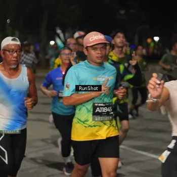 Runner Photo 7062284