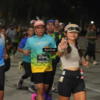 Runner Photo 7062287