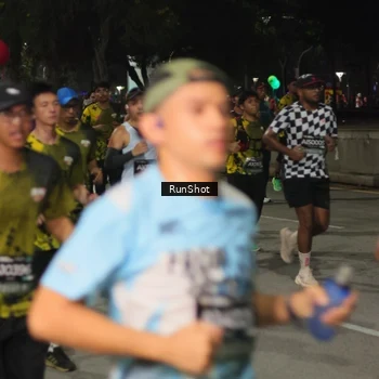 Runner Photo 7062304