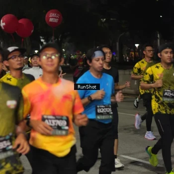 Runner Photo 7062340