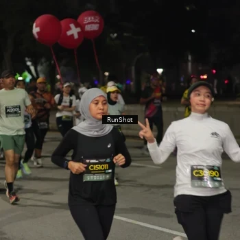 Runner Photo 7062341