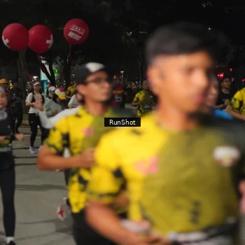 Runner Photo 7062343